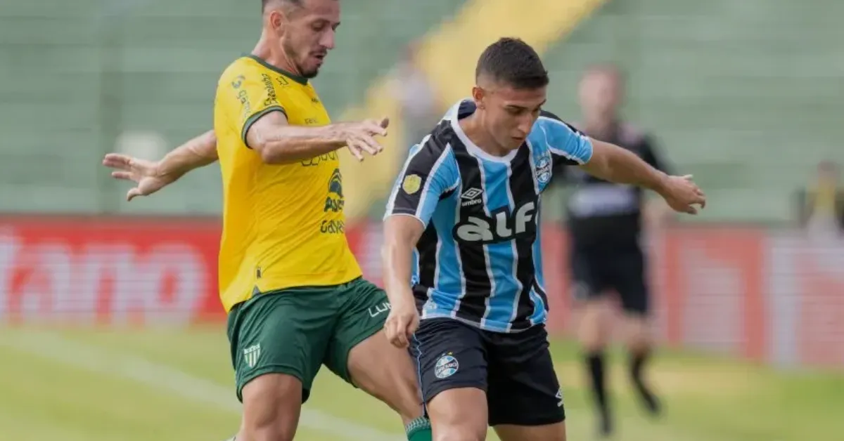 Arbitragem no Gauchão: Polêmica Marca Vitória do Grêmio Sobre Ypiranga